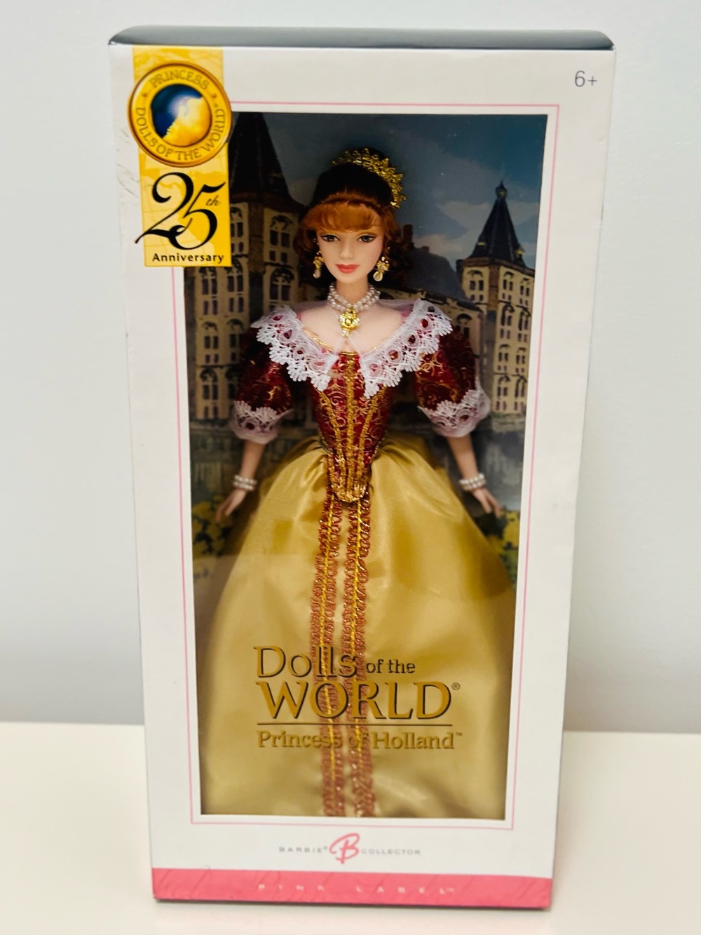 BARBIE COLLECTIBLE DOLLS THE WORLD PRINCESS OF HOLLAND PINK LABEL 25 ANNIVERSARY